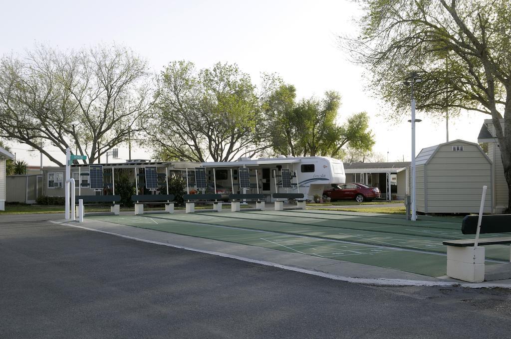 Kenwood Rv Resort La Feria Exteriér fotografie